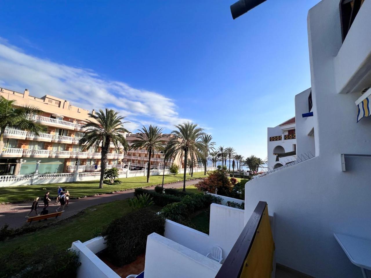 Seafront New Modern Lägenhet Playa de las Americas  Exteriör bild